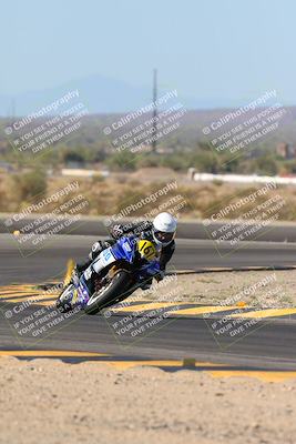 media/Oct-20-2024-CVMA (Sun) [[d4a3dff211]]/Race 3-Amateur Supersport Middleweight/